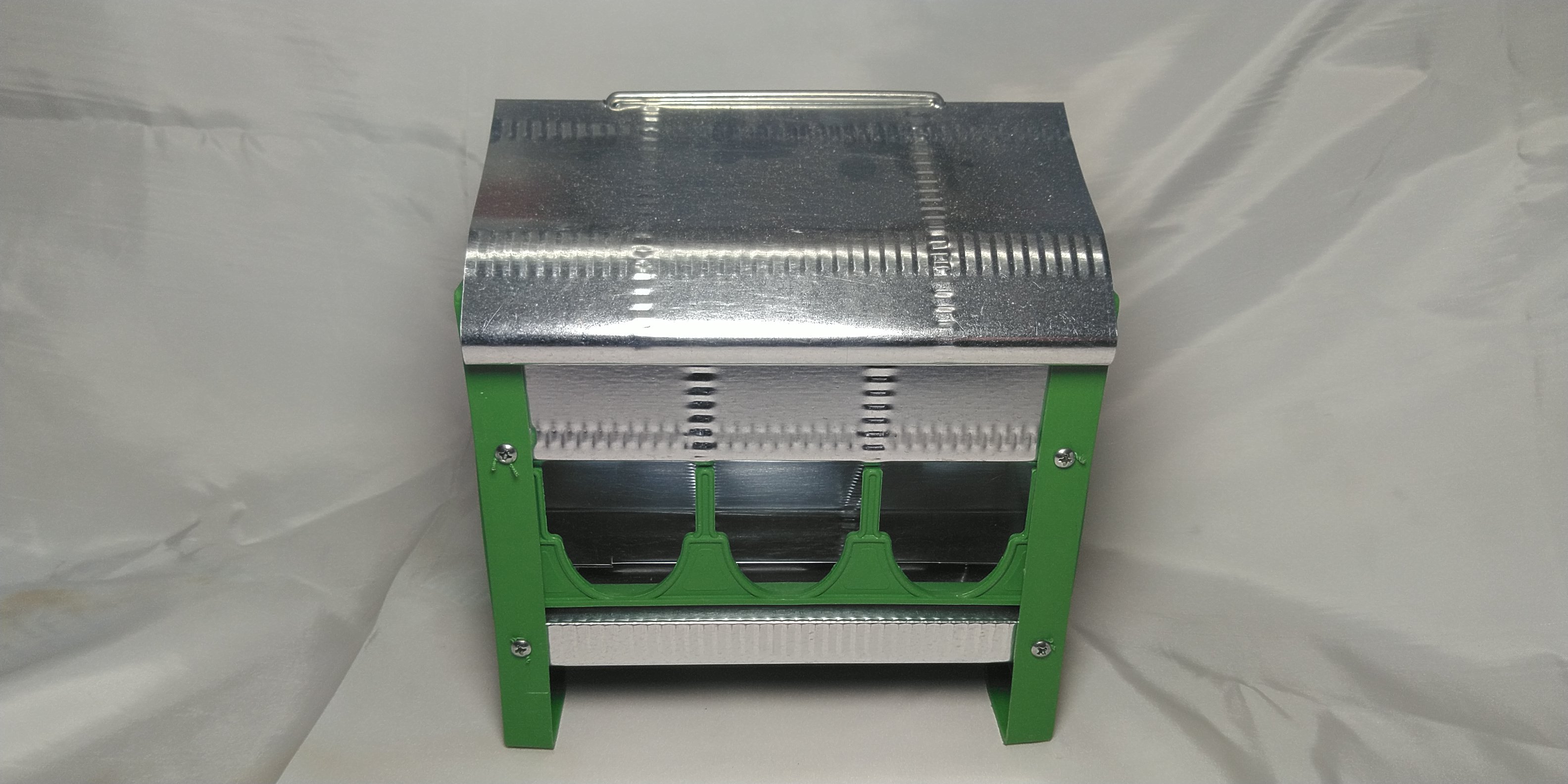 20 Cm Galvaniz Yanları Plastik Güvercin Yemlik